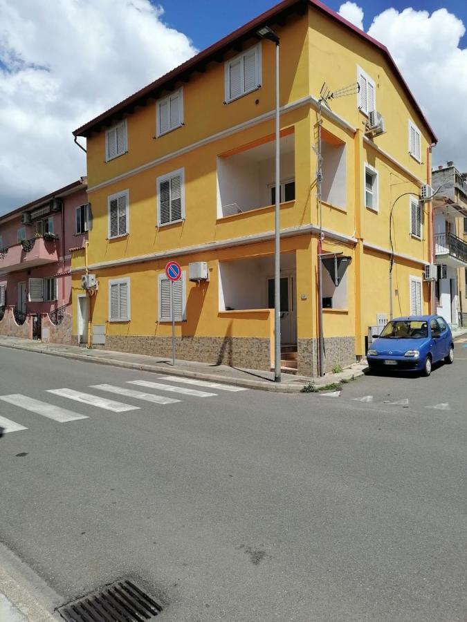 Apartamento Casa Vacanze Lo Specchio Iglesias Exterior foto